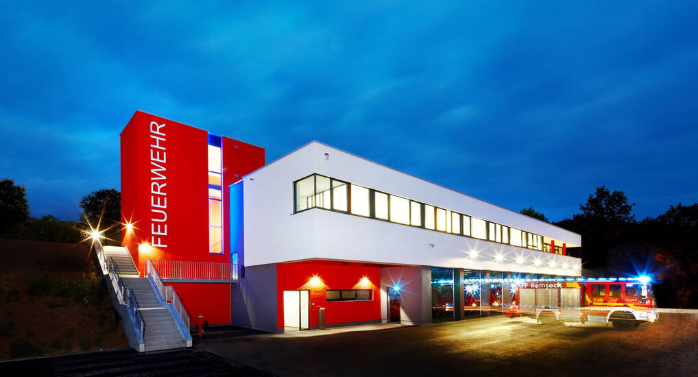 Feuerwehrhaus Rechts des Neckars im Ortsteil Neckarrems. Dort ist Abteilung I untergebracht.