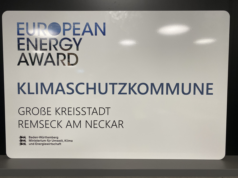 Schild mit der Aufschrift "Klimaschutzkommune".