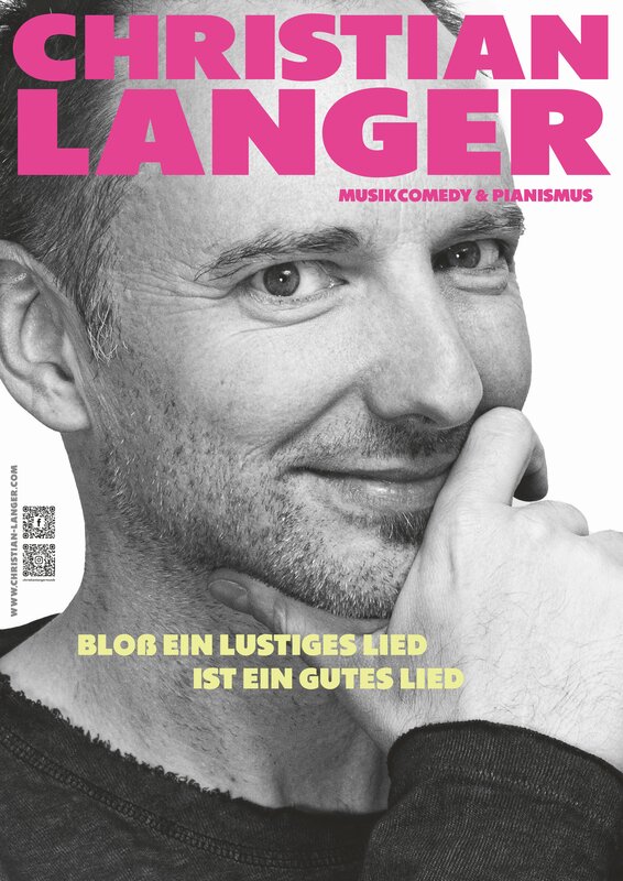 Das Bild zeigt einen Mann, der mit der Hand am Kinn lächelt, umgeben von großem pinkem und hellem Text.